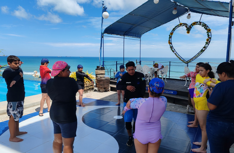 Actividad sobre reconocimiento de las partes de aves y juegos en equipo