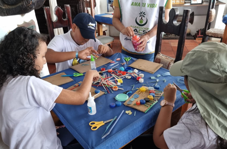 Organizaciones invitadas y juegos lúdicos - II Festival del Océano