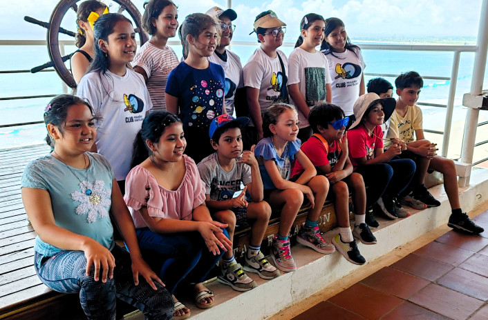 Aprendizaje sobre aves urbanas y representación de las amenazas durante la migración